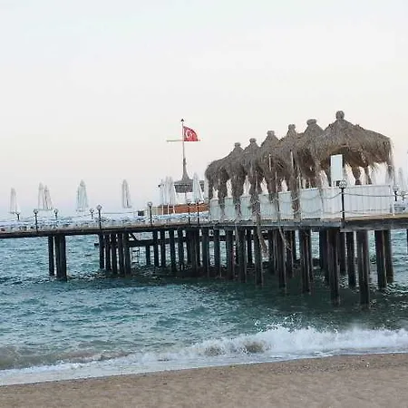 ساتورن بالاس فندق أنطاليا